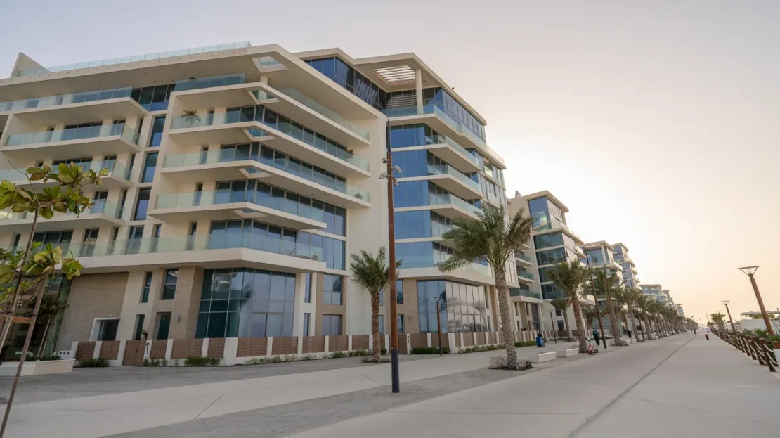 mamsha al saadiyat side view