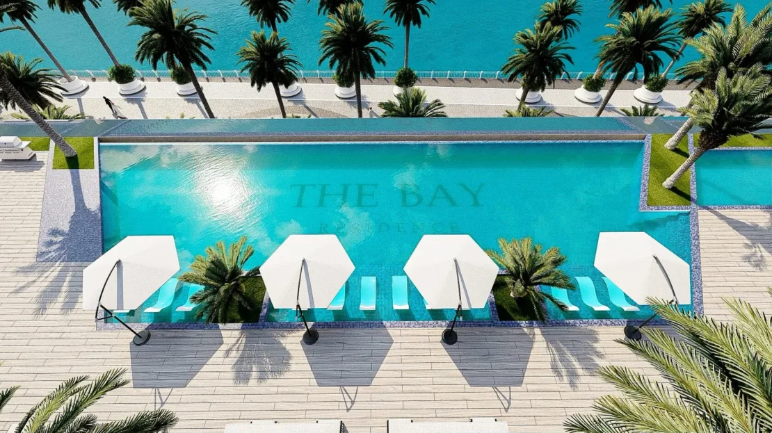 the bay residence by baraka pool
